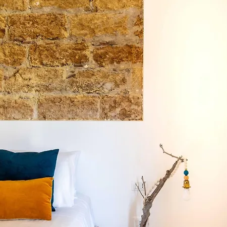 ゲストハウス Canceddi & Terrace パレルモ